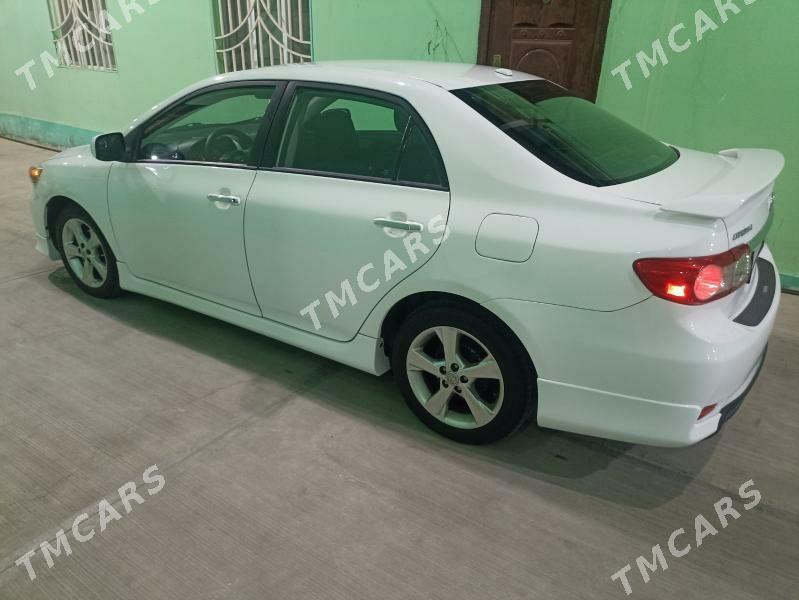 Toyota Corolla 2011 - 156 000 TMT - Büzmeýin - img 3