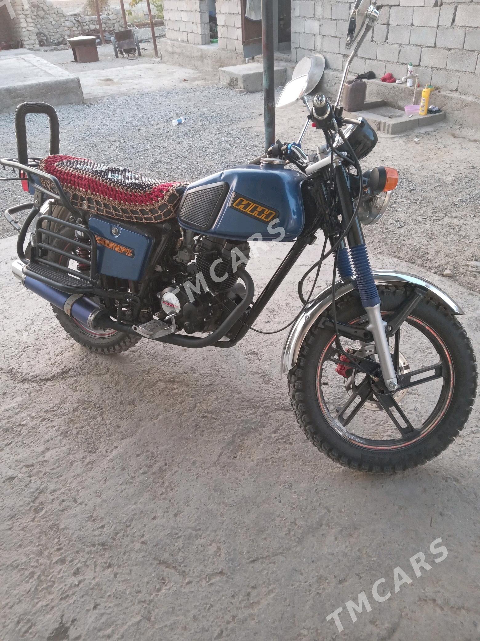 Fekon FK200-14G 2002 - 15 000 TMT - Бахарден - img 7