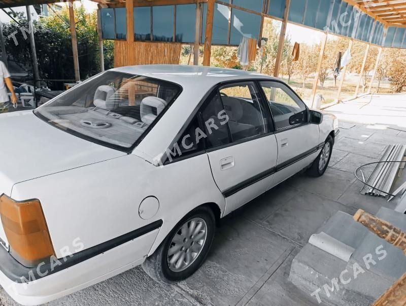 Opel Omega 1992 - 20 000 TMT - Гурбансолтан Едже - img 4