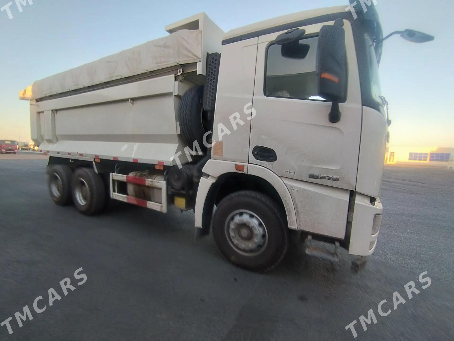 XCMG LW300F 2021 - 800 000 TMT - Дянев - img 3