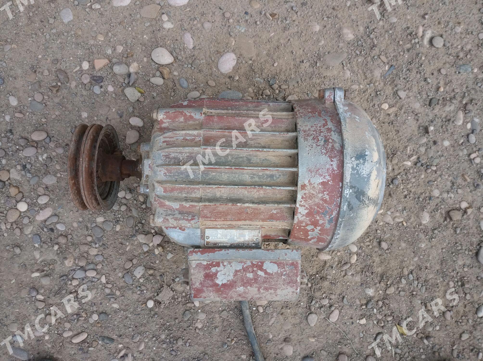 Elektromotor 3-faza - Тагтабазар - img 2