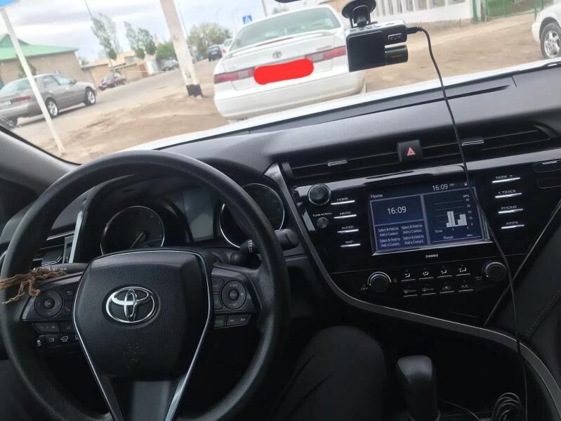 Toyota Camry 2020 - 300 000 TMT - Köneürgenç - img 5