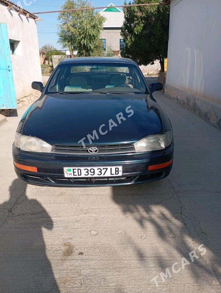 Toyota Camry 1994 - 85 000 TMT - Köýtendag - img 3