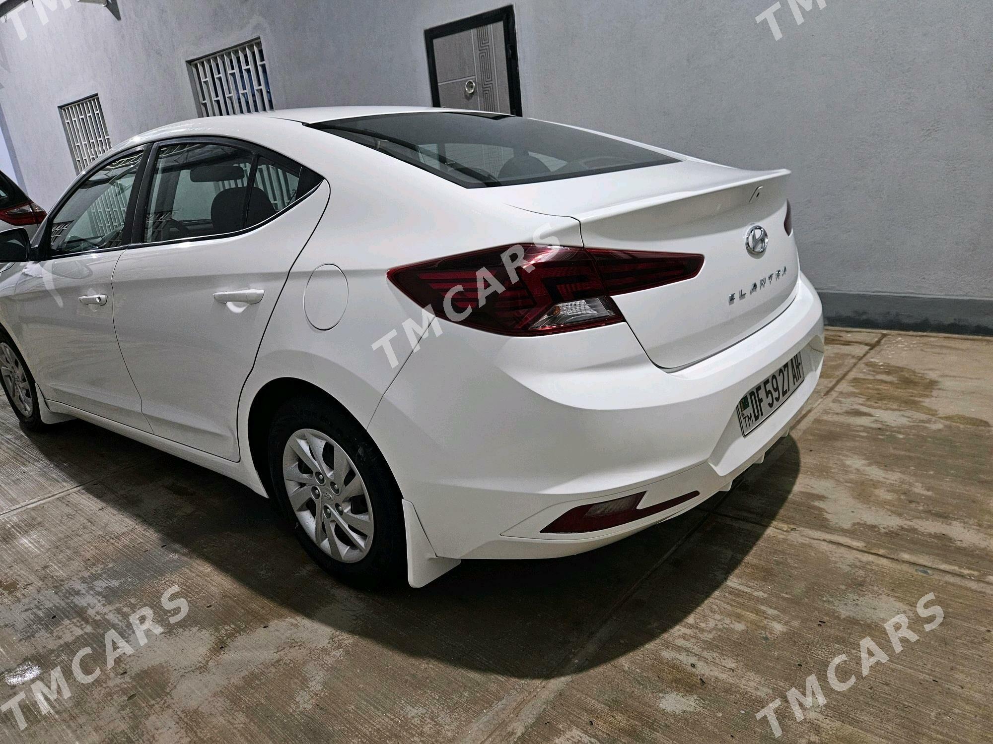 Hyundai Elantra 2020 - 195 000 TMT - Aşgabat - img 8