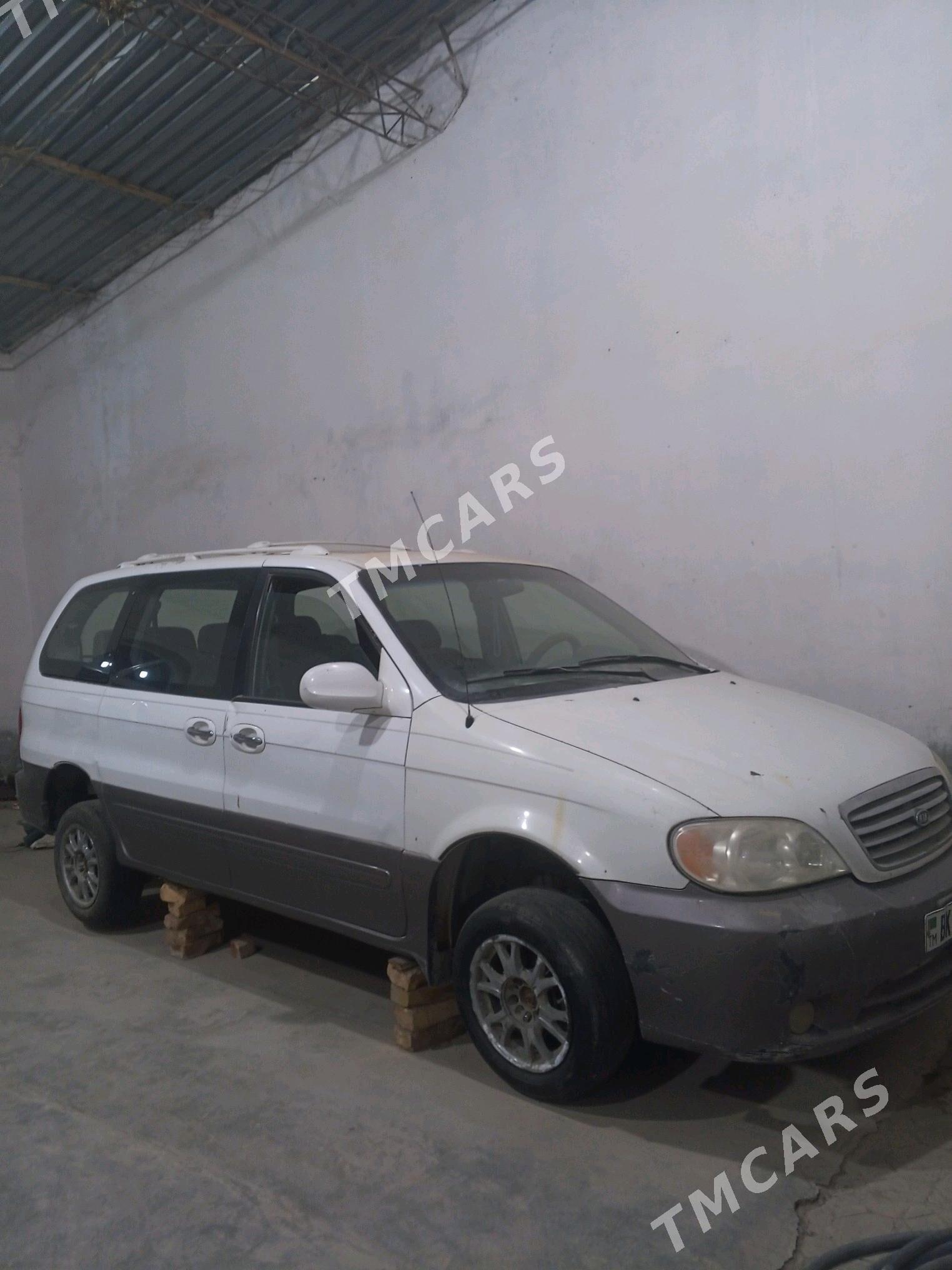 Kia Sedona 2001 - 45 000 TMT - Чарджоу - img 2