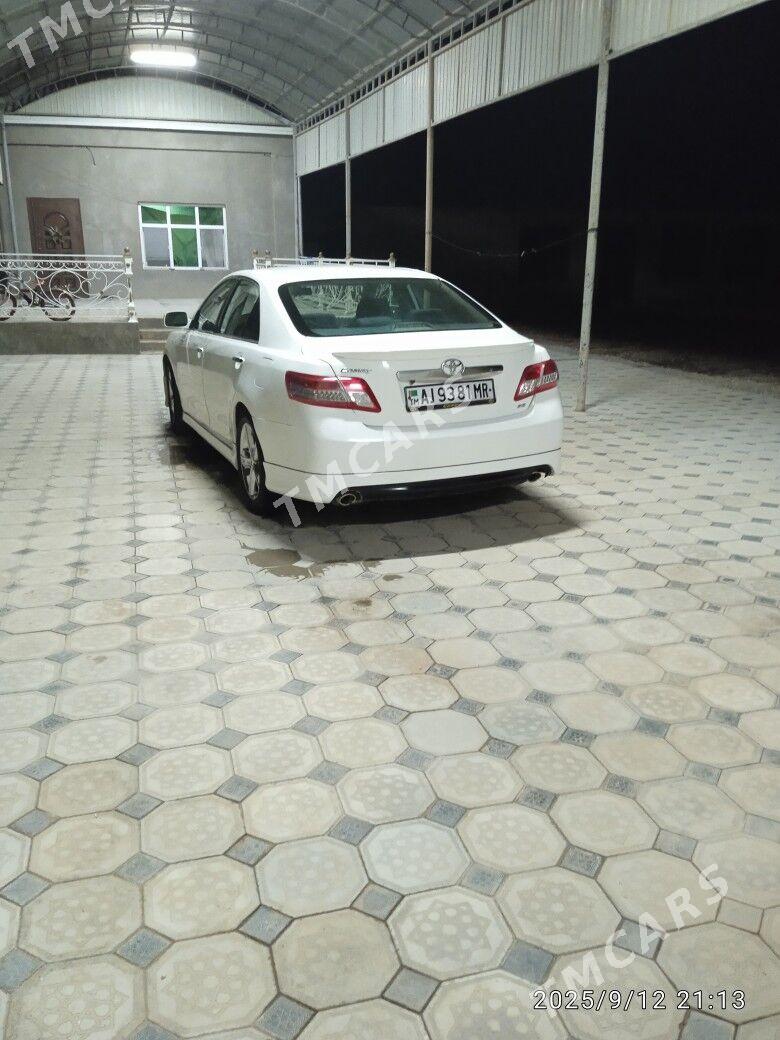 Toyota Camry 2010 - 189 000 TMT - Baýramaly - img 8
