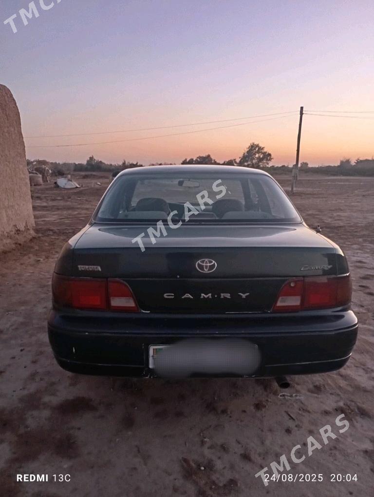 Toyota Camry 1995 - 70 000 TMT - Кёнеургенч - img 2
