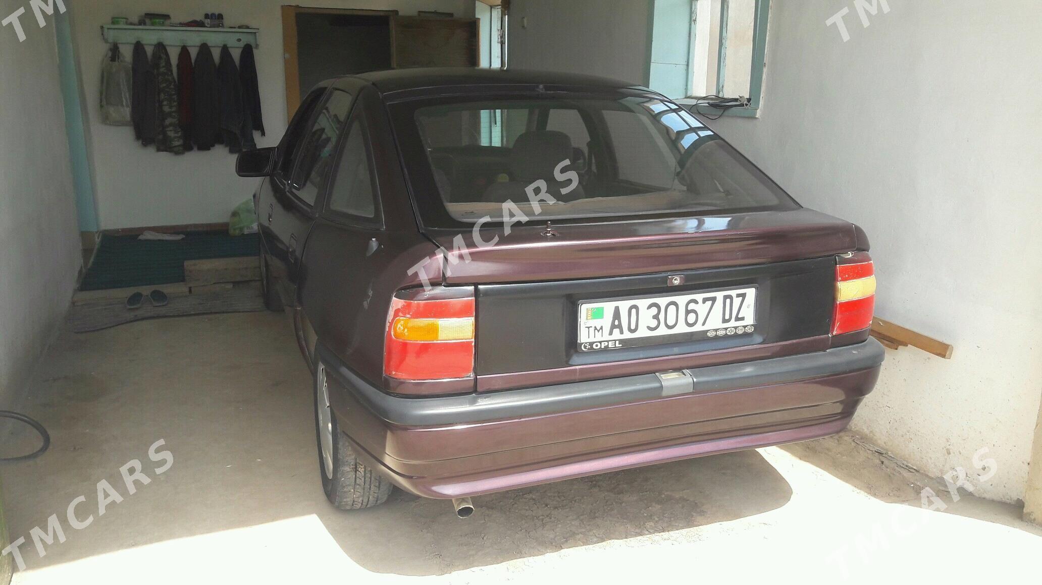 Opel Vectra 1991 - 23 000 TMT - Гороглы (Тагта) - img 4