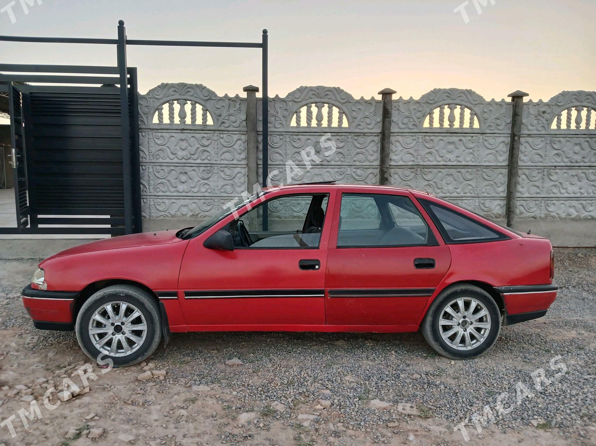 Opel Vectra 1990 - 22 000 TMT - Мары - img 5