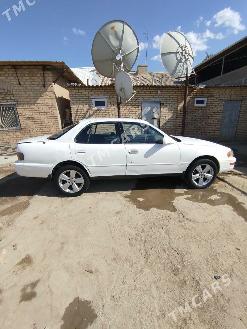 Toyota Camry 1993 - 80 000 TMT - Мары - img 2