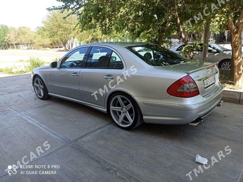 Mercedes-Benz E500 2003 - 300 000 TMT - Bedew - img 3