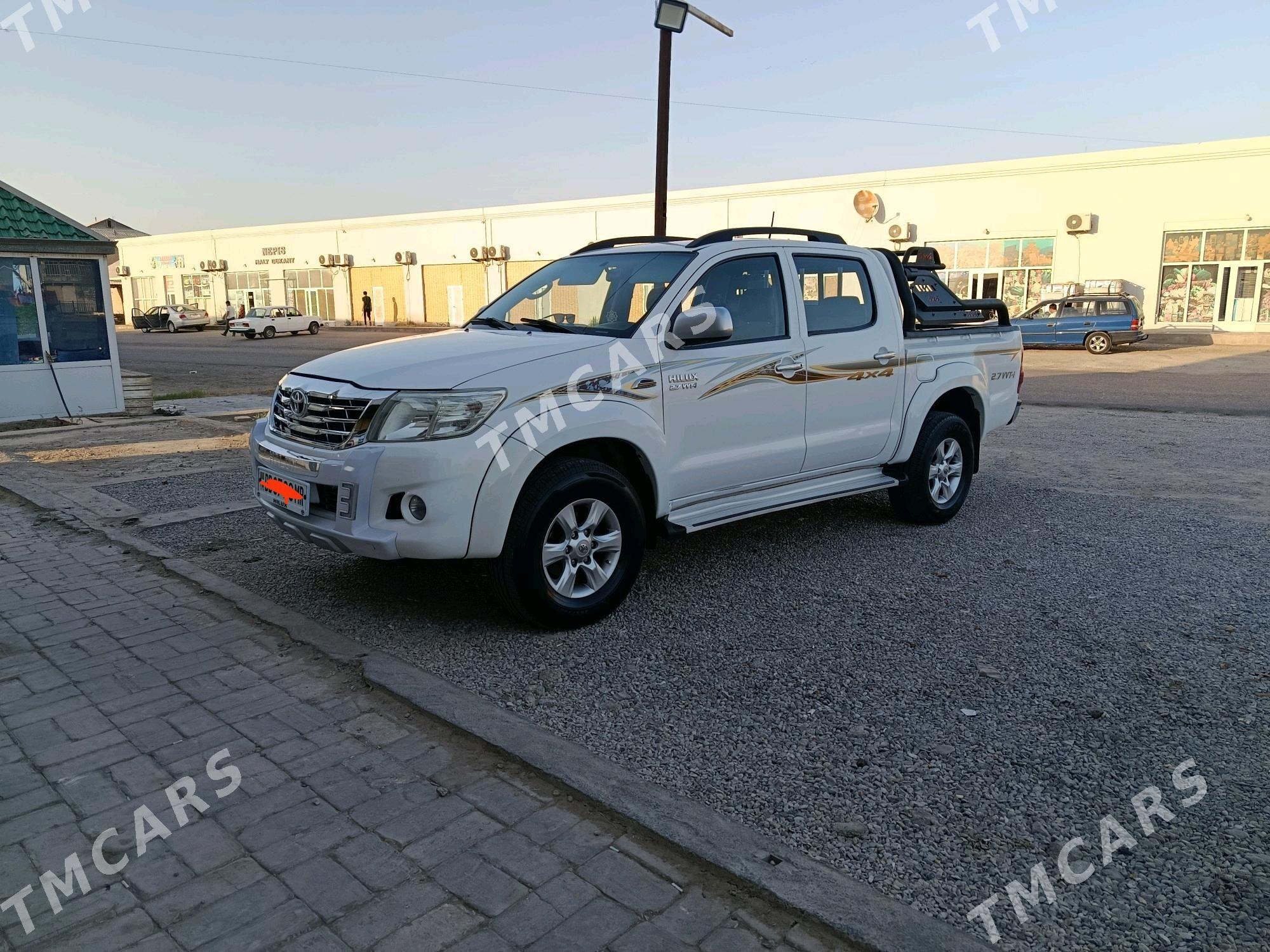 Toyota Hilux 2013 - 360 000 TMT - Mary - img 3