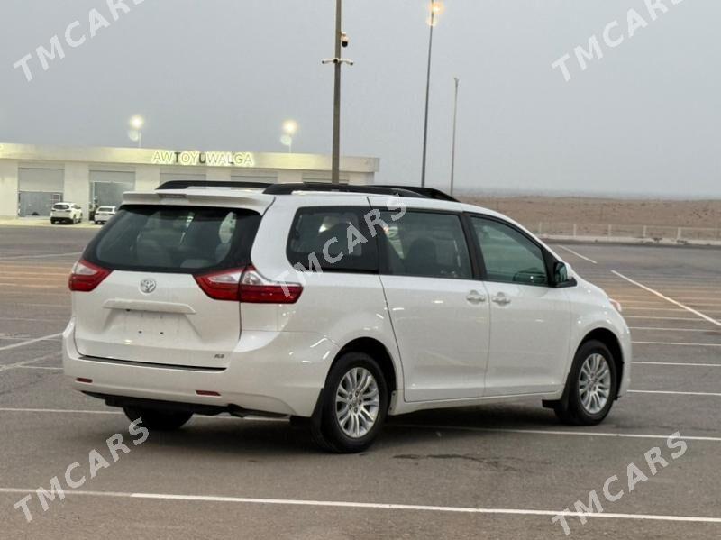 Toyota Sienna 2017 - 383 000 TMT - Ашхабад - img 2