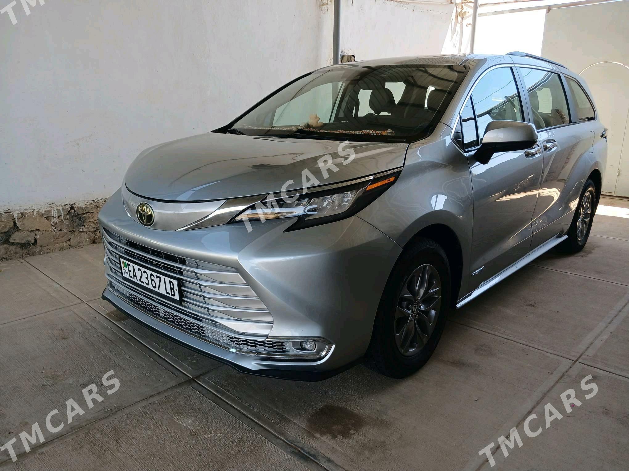 Toyota Sienna 2021 - 450 000 TMT - Köýtendag - img 4