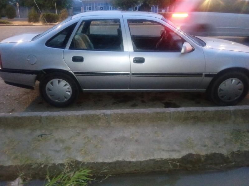 Opel Vectra 1991 - 30 000 TMT - Шабатский этрап - img 9