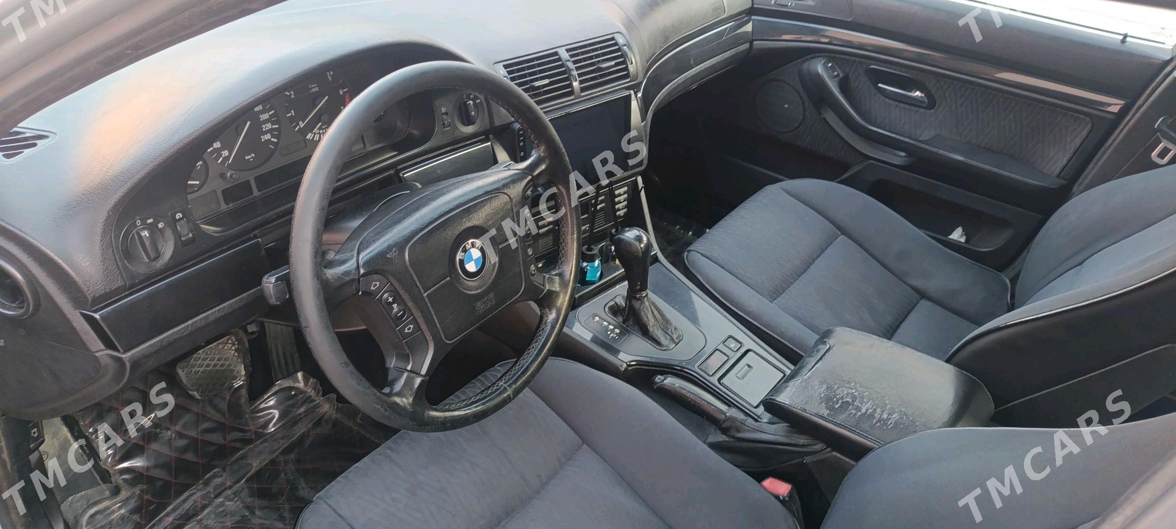 BMW E39 2000 - 110 000 TMT - Балканабат - img 3