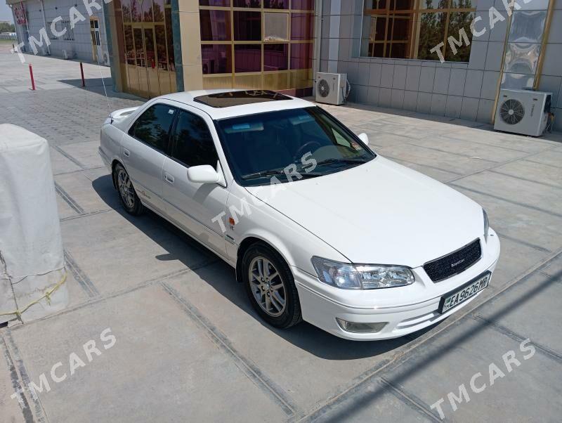 Toyota Camry 2001 - 177 000 TMT - Baýramaly - img 3