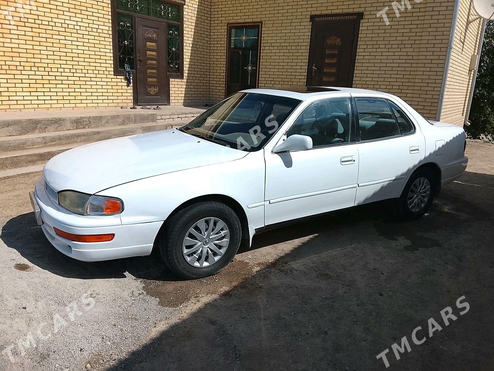 Toyota Camry 1992 - 73 000 TMT - Мары - img 3