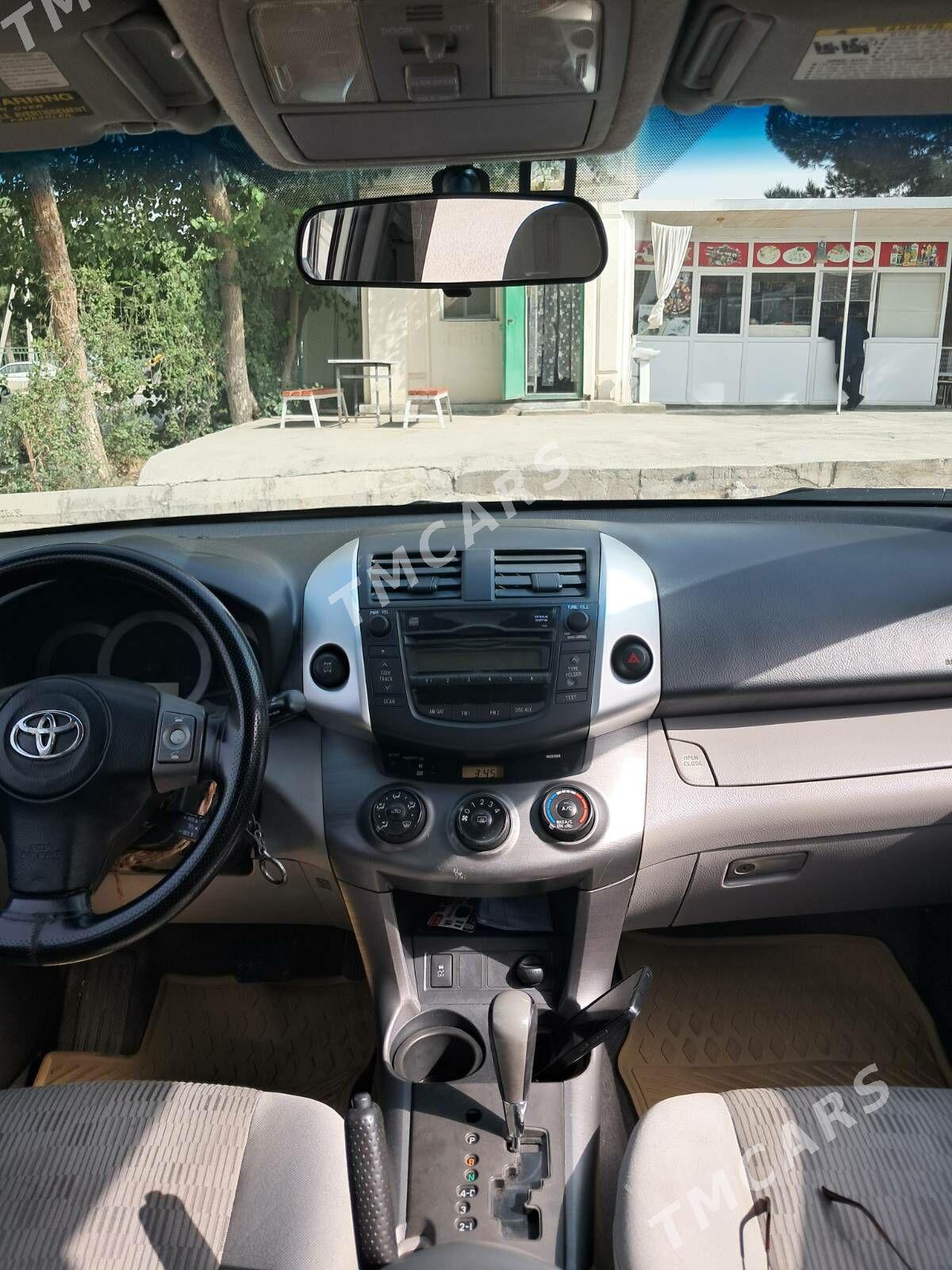 Toyota RAV4 2010 - 200 000 TMT - Ашхабад - img 6