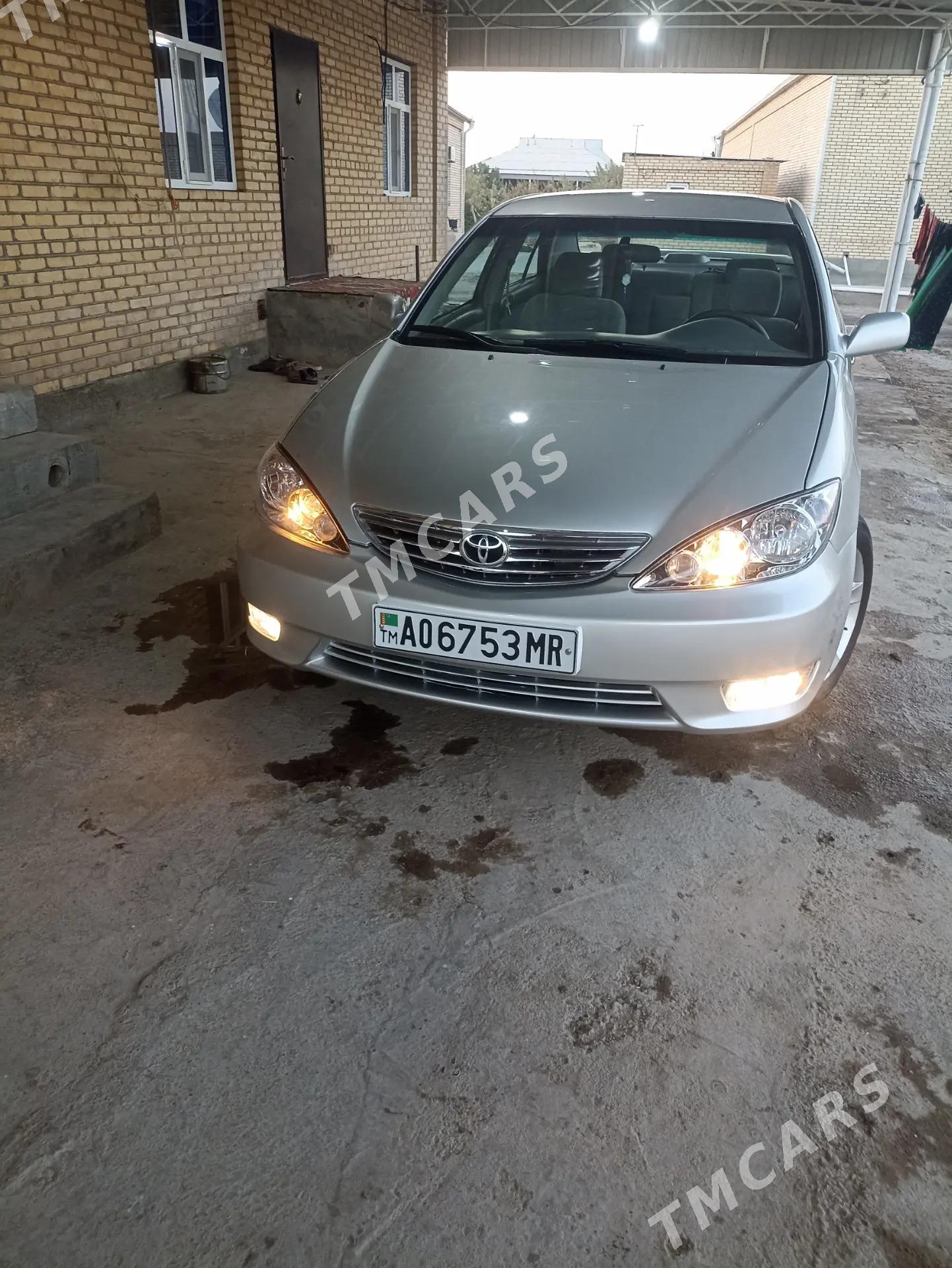 Toyota Camry 2004 - 160 000 TMT - Мары - img 4