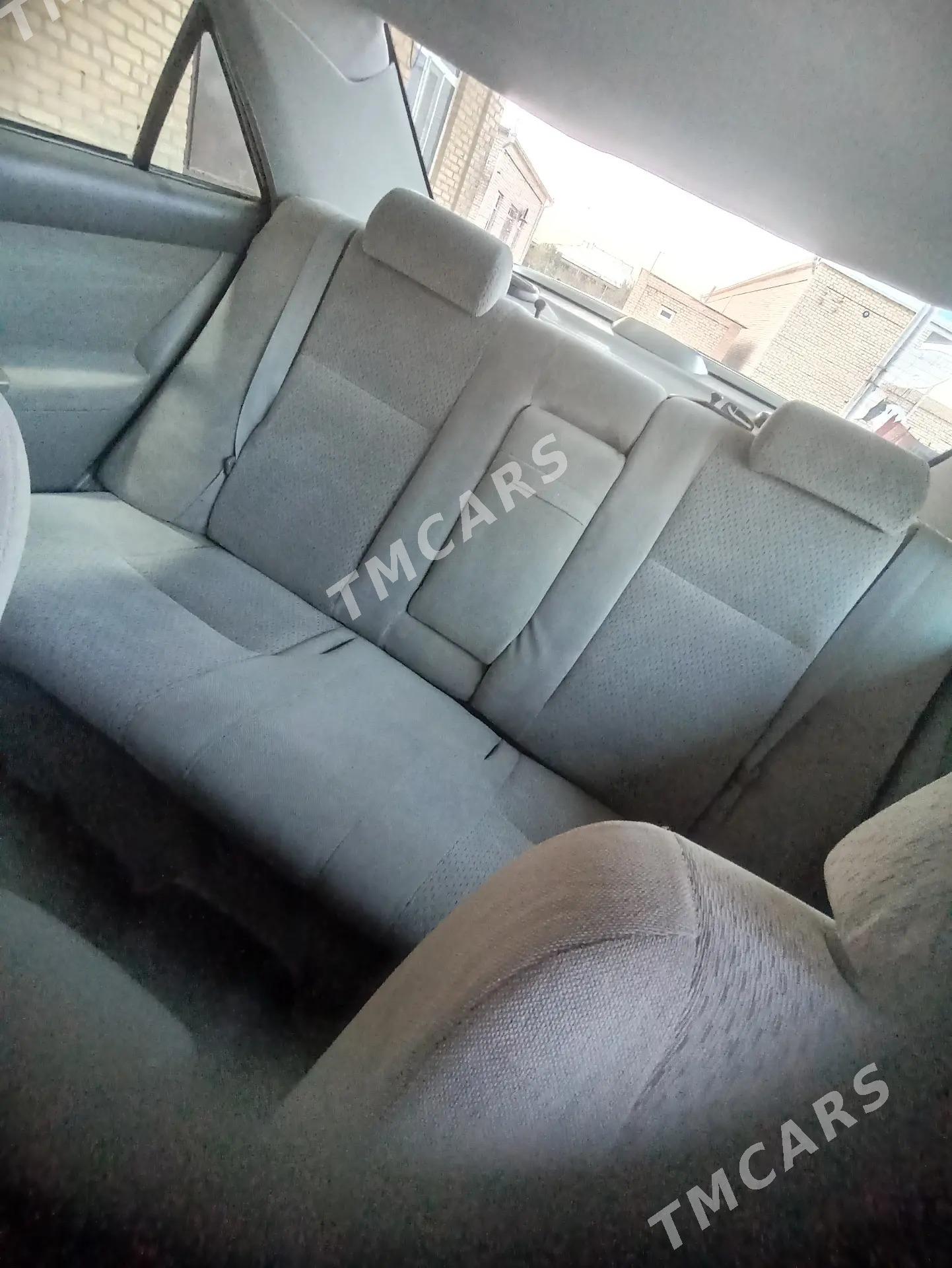 Toyota Camry 2004 - 160 000 TMT - Мары - img 5
