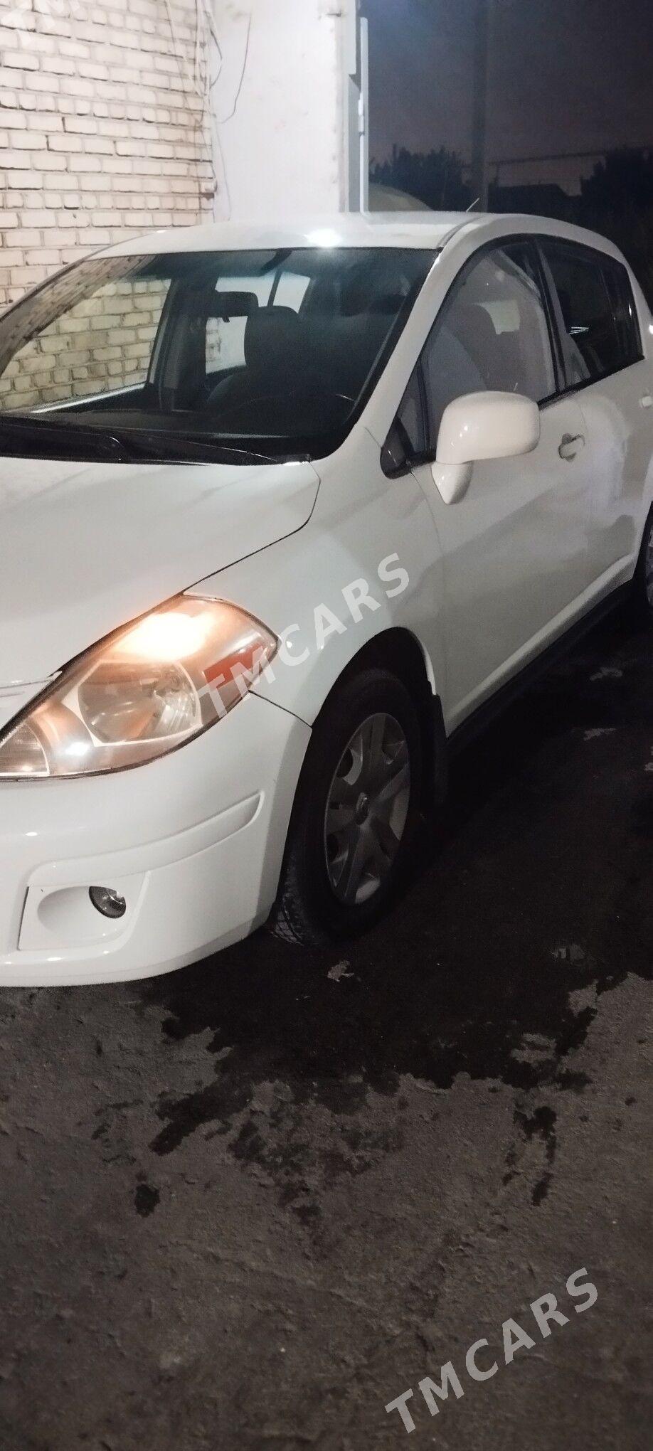 Nissan Versa 2011 - 121 000 TMT - Ашхабад - img 4