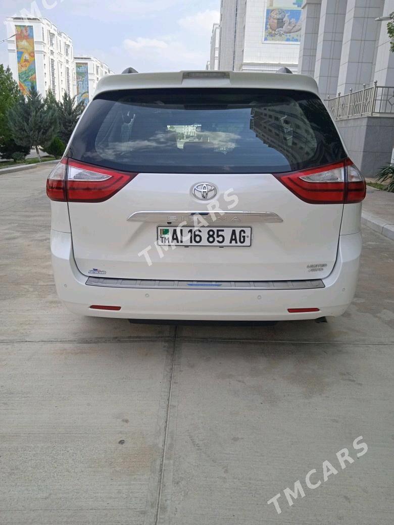 Toyota Sienna 2018 - 670 000 TMT - Ашхабад - img 8