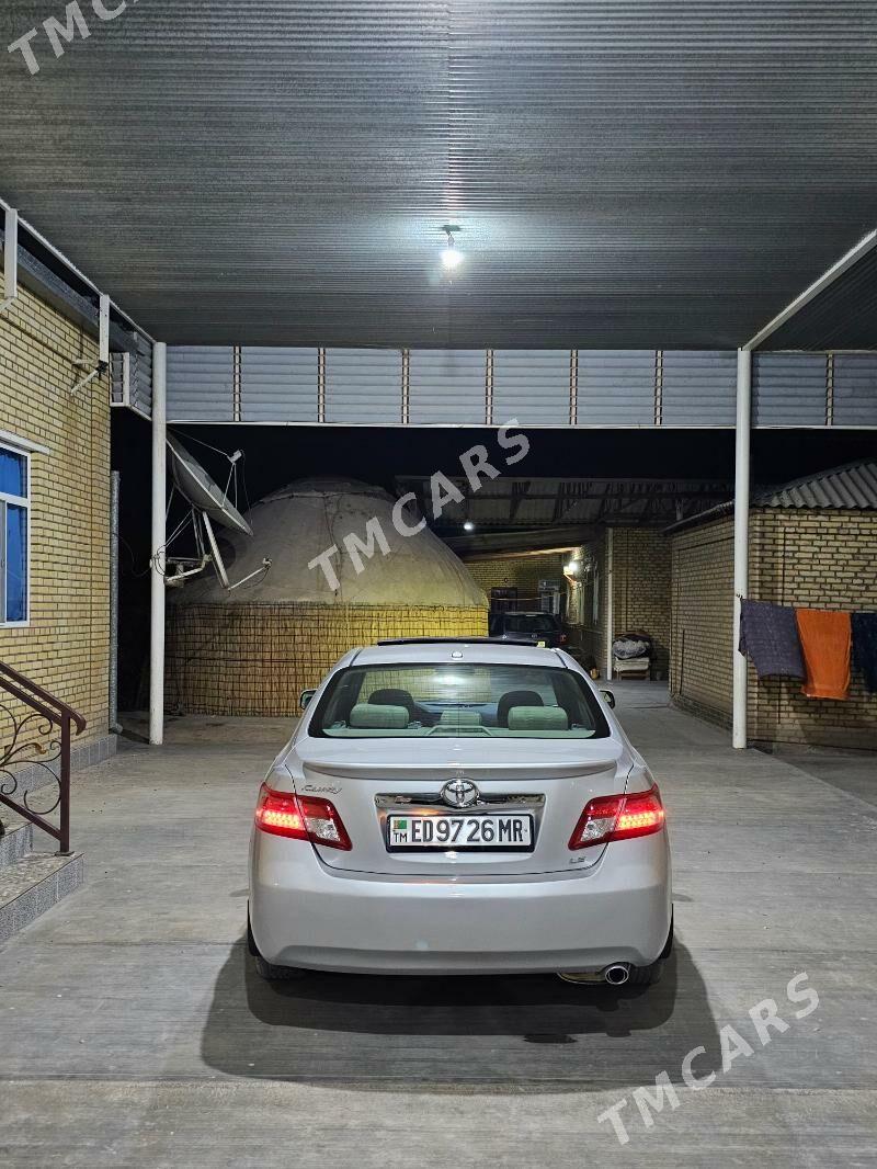 Toyota Camry 2011 - 220 000 TMT - Сакарчага - img 5