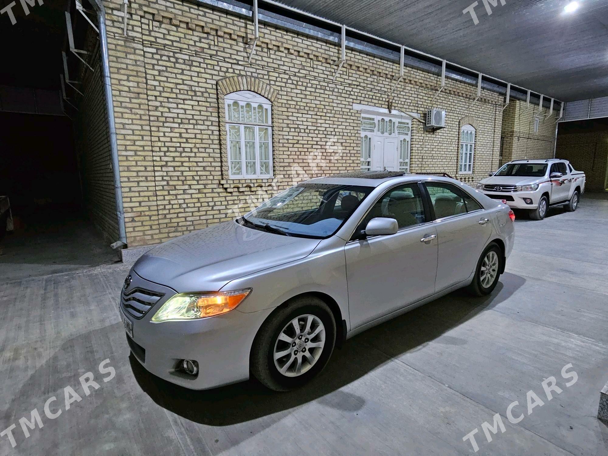 Toyota Camry 2011 - 220 000 TMT - Сакарчага - img 4