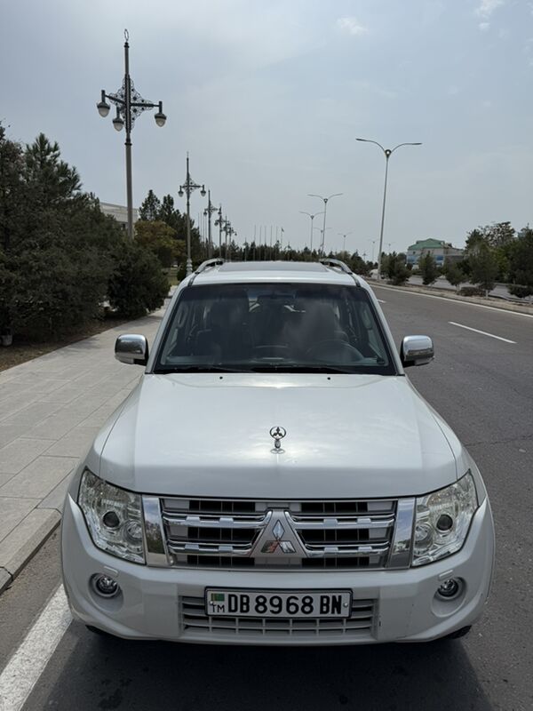 Mitsubishi Pajero 2013 - 280 000 TMT - Türkmenbaşy - img 8