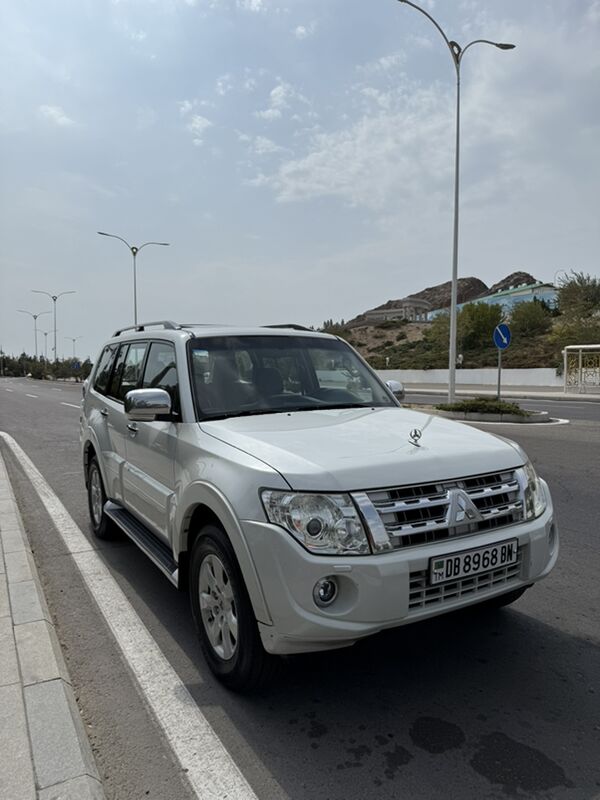 Mitsubishi Pajero 2013 - 280 000 TMT - Türkmenbaşy - img 7