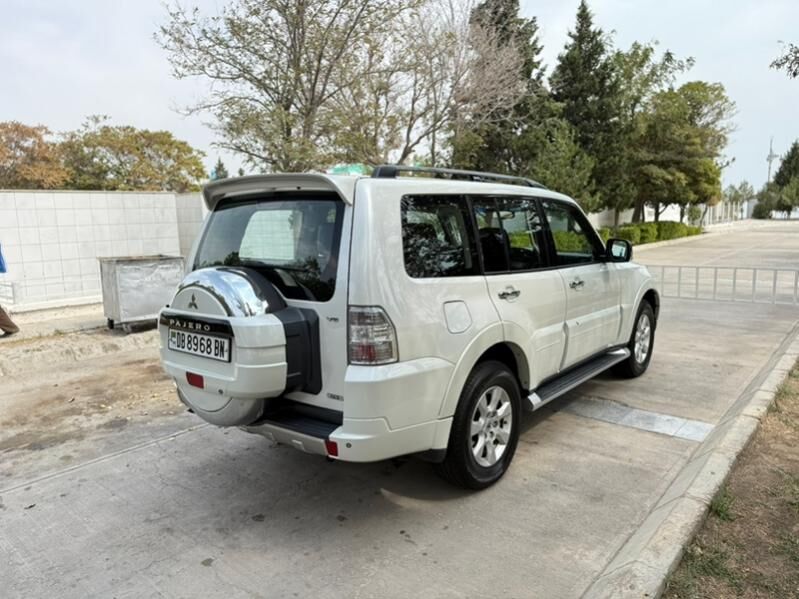 Mitsubishi Pajero 2013 - 280 000 TMT - Türkmenbaşy - img 10