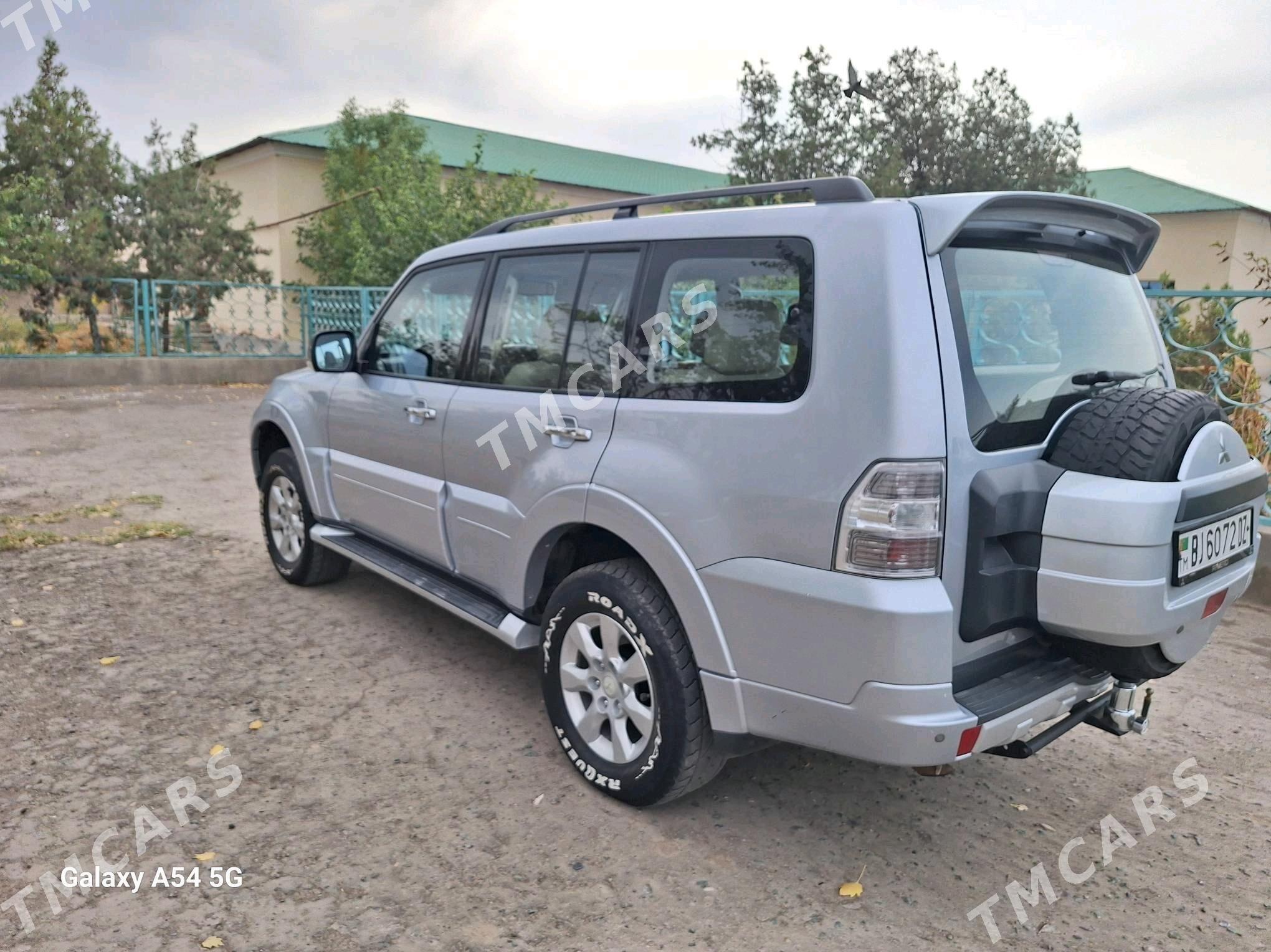 Mitsubishi Pajero 2013 - 244 000 TMT - Daşoguz - img 4