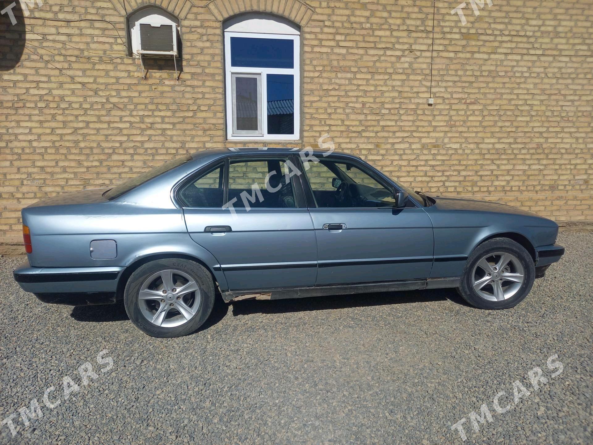 BMW 525 1990 - 25 000 TMT - Mary - img 4