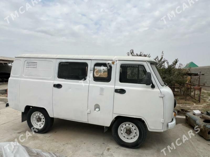 UAZ 2206 2013 - 45 000 TMT - Bäherden - img 5
