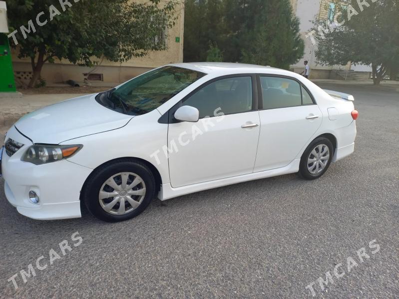 Toyota Corolla 2013 - 170 000 TMT - ул. Советская (Гарашсызлык шаёлы) - img 4