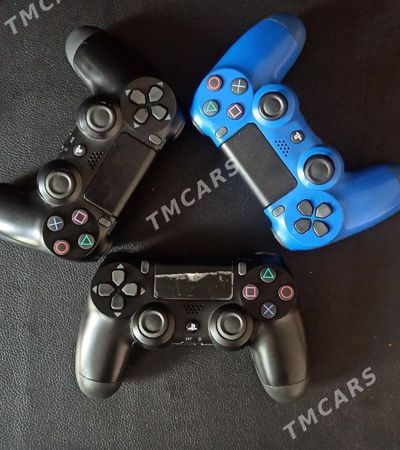 PlayStation 4 fat - Jebel - img 2