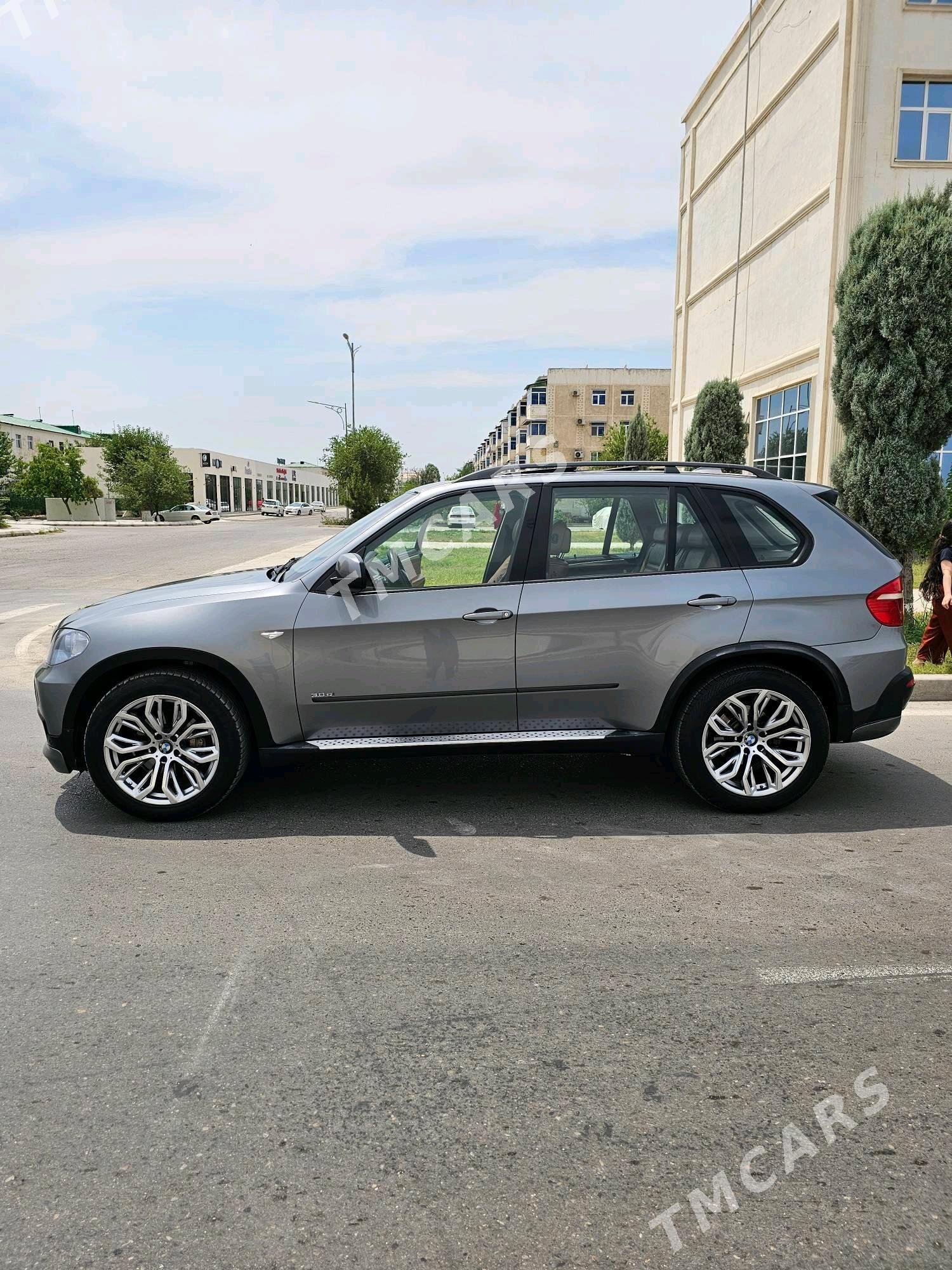 BMW X5 2009 - 205 000 TMT - Türkmenabat - img 10