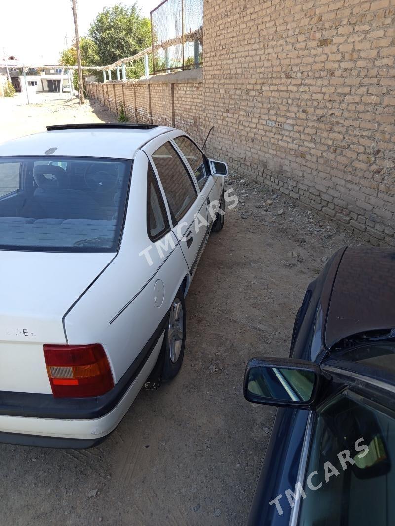 Opel Vectra 1991 - 27 000 TMT - Туркменабат - img 4