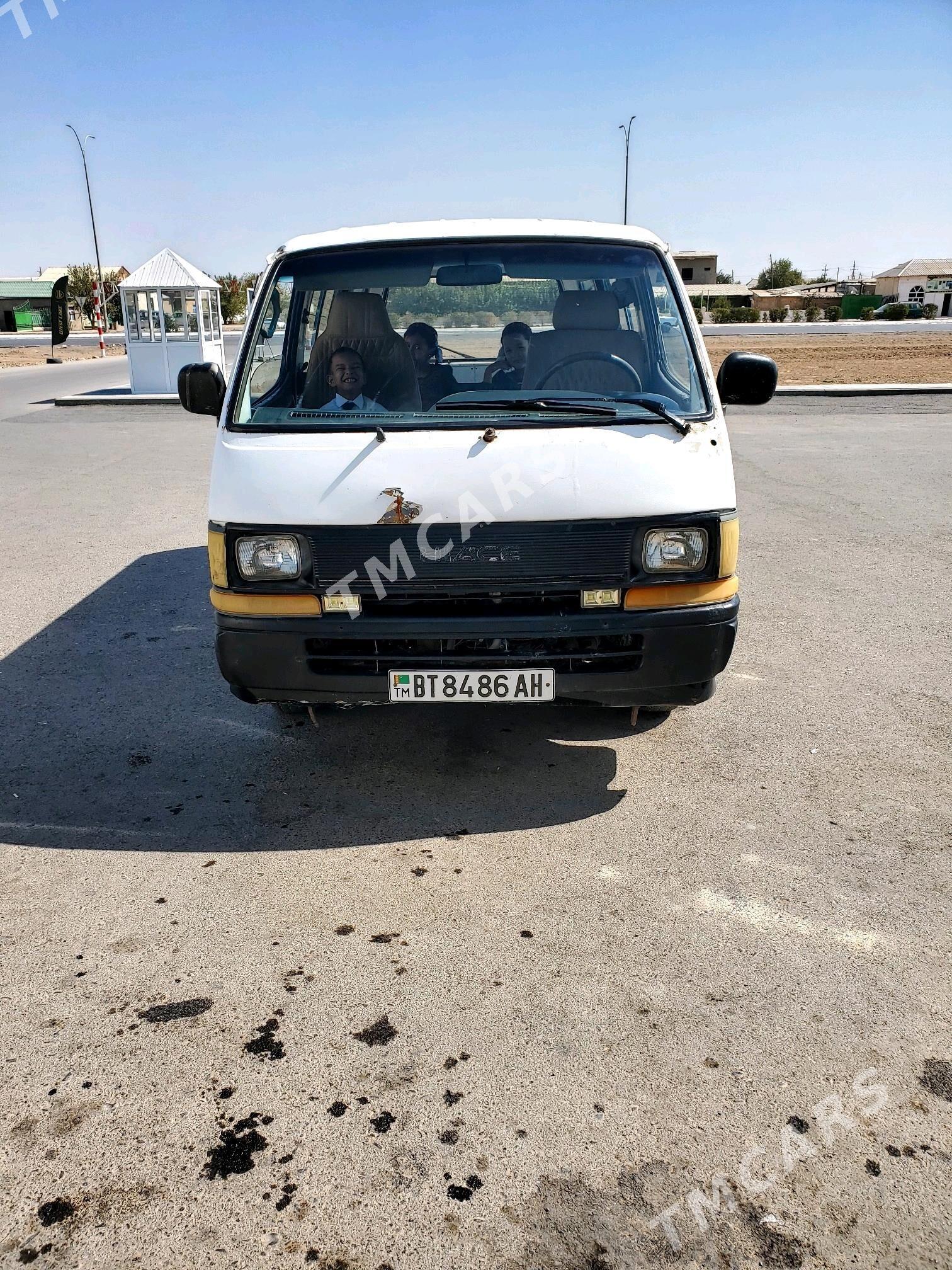 Toyota Hiace 1995 - 53 000 TMT - Tejen - img 3