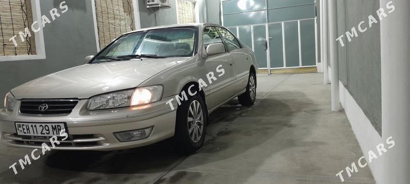 Toyota Camry 2000 - 130 000 TMT - Ёлётен - img 3