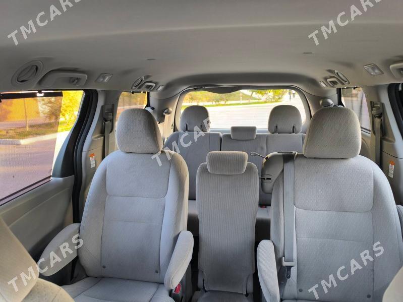 Toyota Sienna 2020 - 400 000 TMT - Мары - img 2