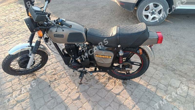 Jawa 300 2025 - 13 000 TMT - Baýramaly - img 4
