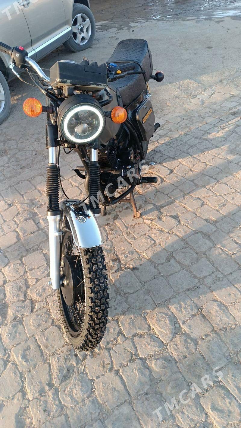 Jawa 300 2025 - 13 000 TMT - Baýramaly - img 6