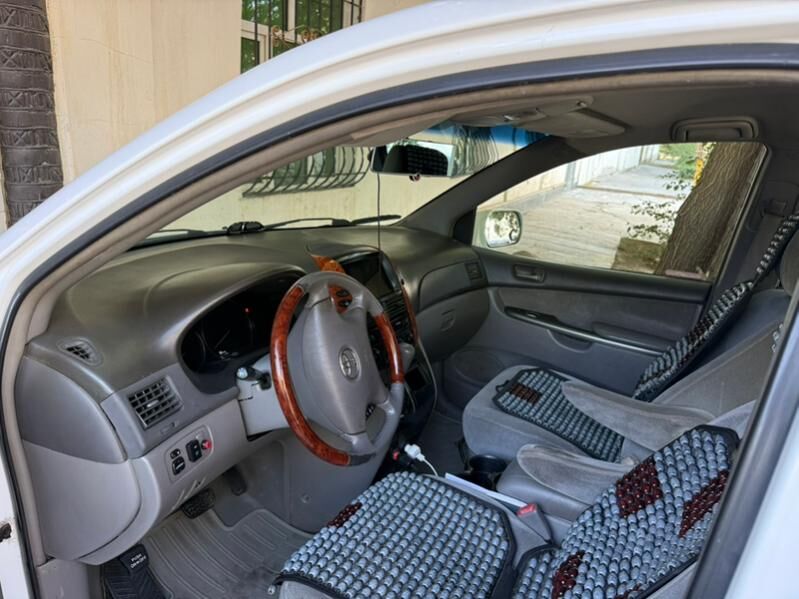 Toyota Sienna 2009 - 219 000 TMT - Дашогуз - img 6