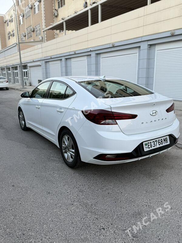 Hyundai Elantra 2020 - 220 000 TMT - Мары - img 3