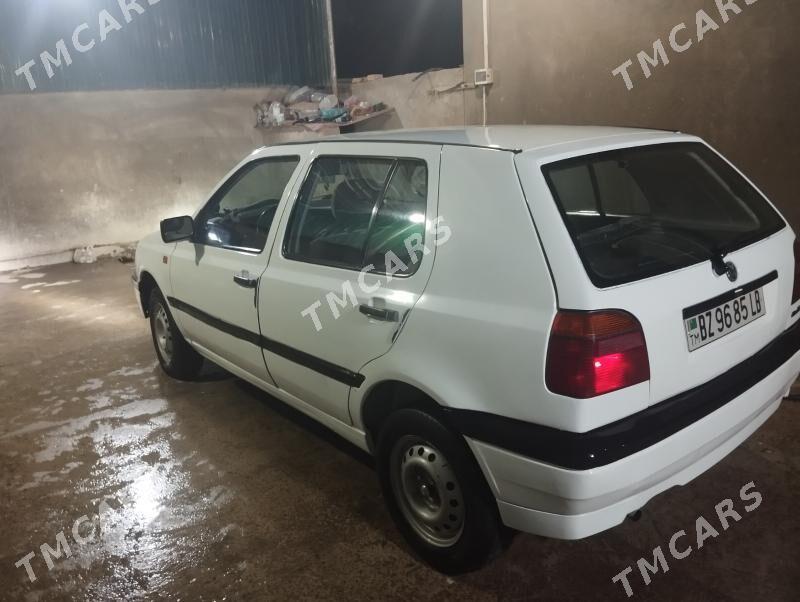 Volkswagen Golf III 1993 - 25 000 TMT - Saýat - img 5