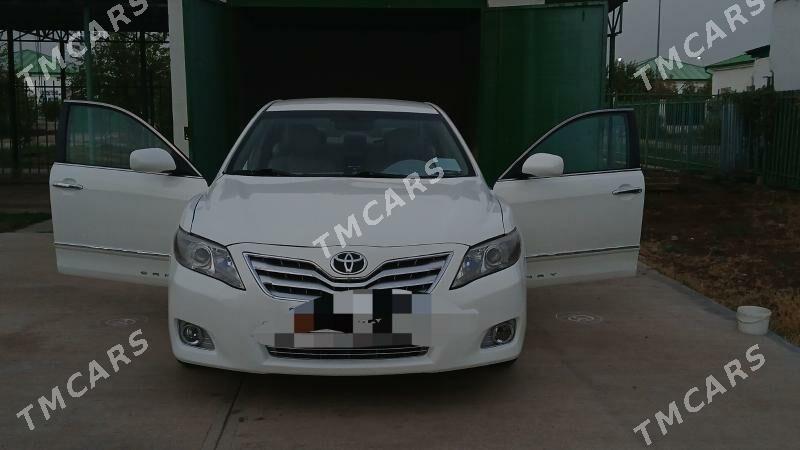 Toyota Camry 2010 - 215 000 TMT - Тязе заман - img 2