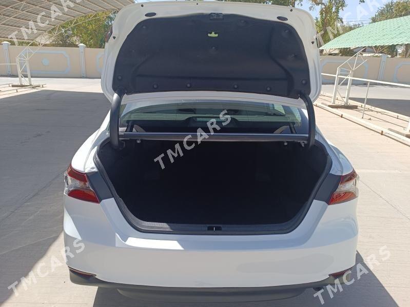 Toyota Camry 2022 - 270 000 TMT - Baýramaly - img 2
