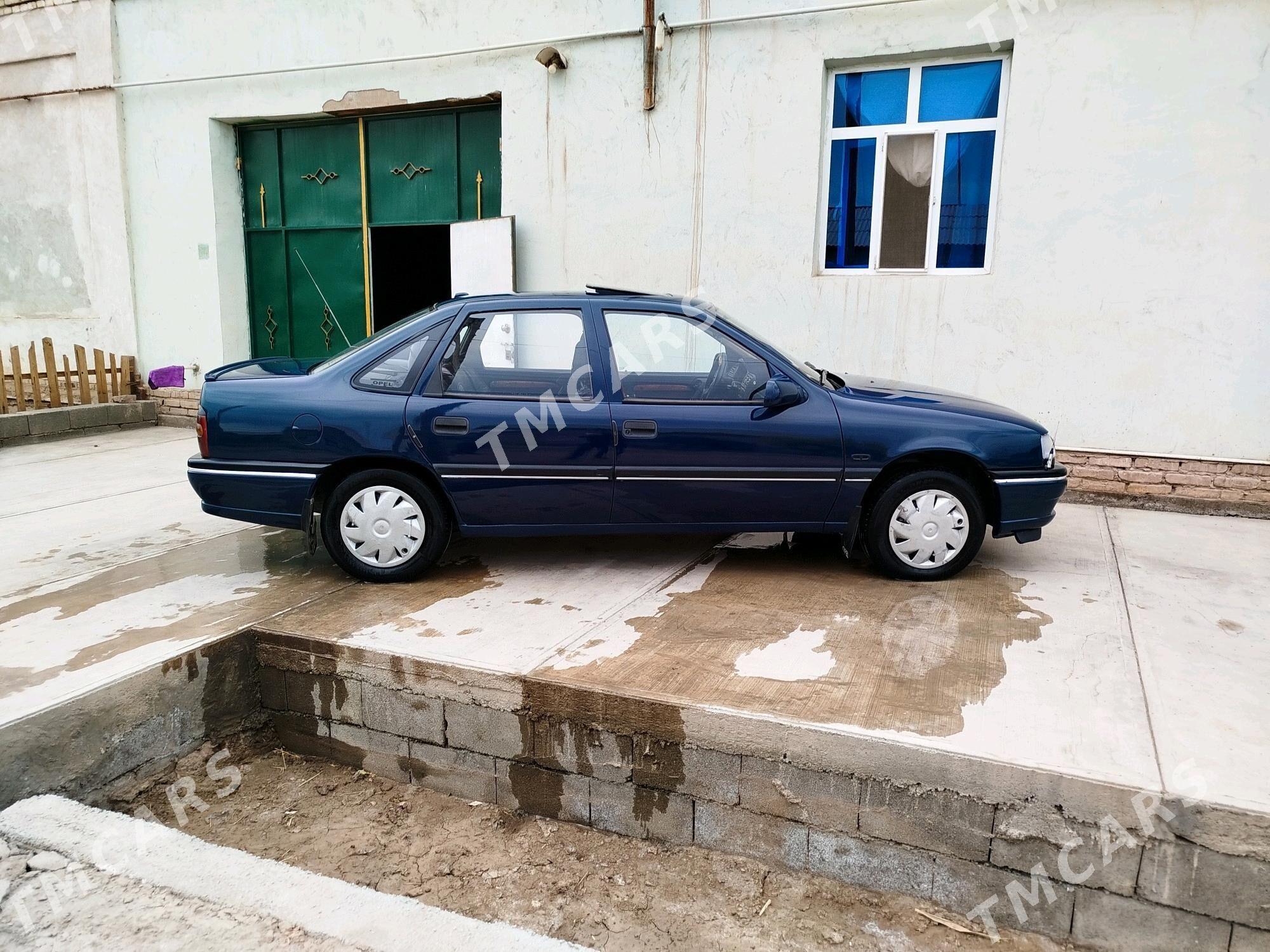 Opel Vectra 1992 - 50 000 TMT - Gurbansoltan Eje - img 4